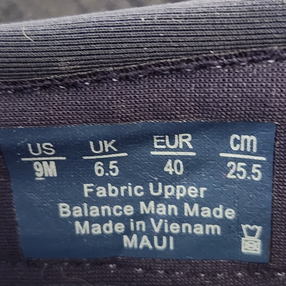 Bzees Slip On Size 9M - Picture 2 of 9